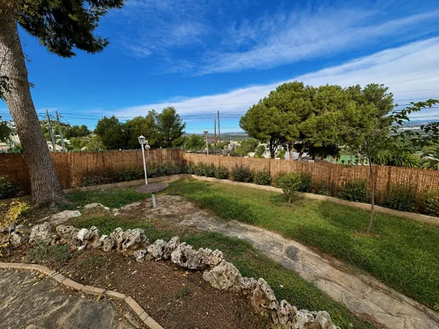 PAREADO EN VENTA CON VISTAS ESPECTACULARES EN PLENA URBANIZA - foto 3