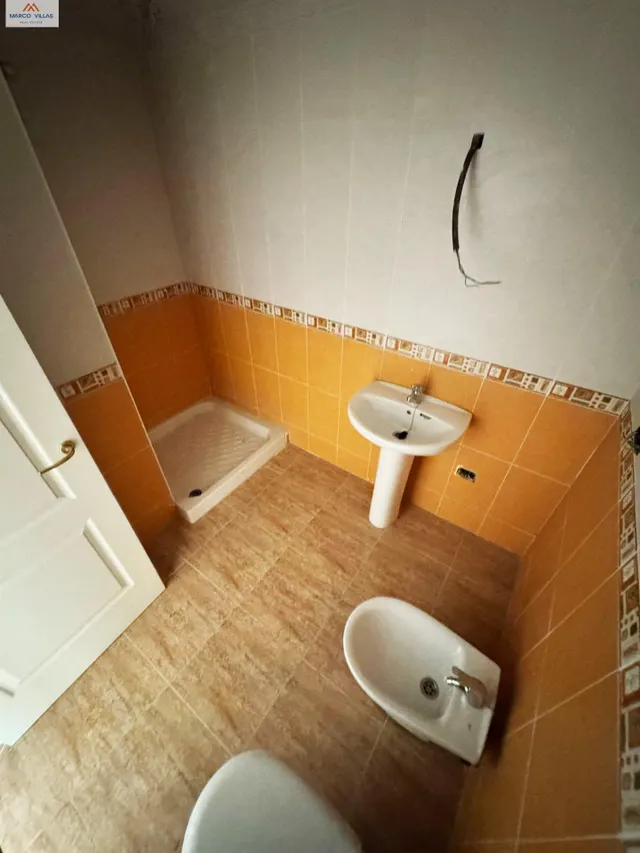 Edificio con 3 viviendas-1246LM — 19