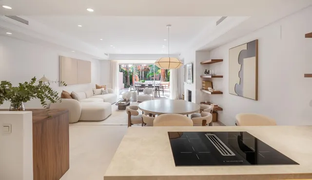 Villa 4 habitaciones 230m² en alquiler - Marbella - foto 2