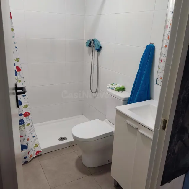 Fantástico local comercial en el centro de Guardamar del Segura, Alicante, Costa Blanca — 10