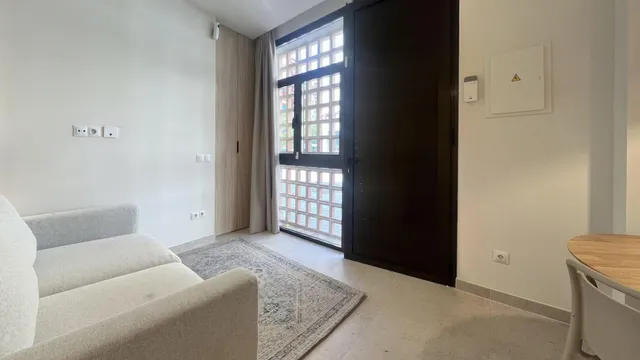 APARTAMENTO TURÍSTICO EN CALLE PEDRO NÚÑEZ, B - BLASCO IBÁÑEZ — 17