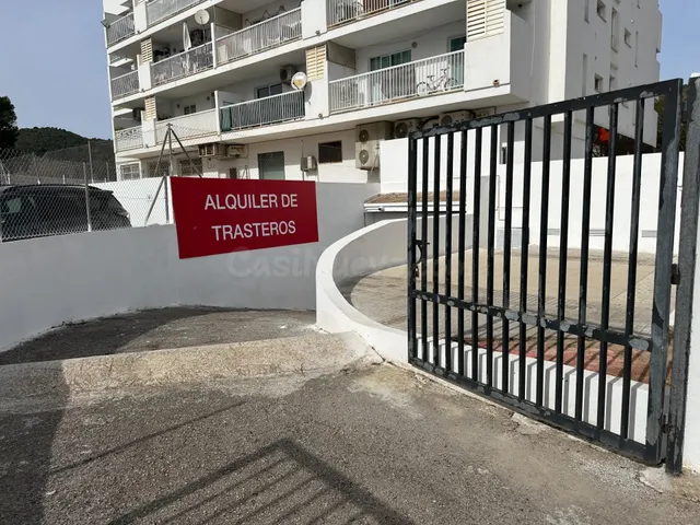 SE ALQUILAN TRASTEROS-ALMACENES Y TAQUILLAS ZONA PALMANOVA — 3