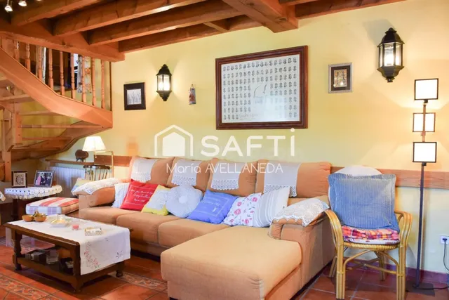 FABULOSA CASA DE PIEDRA TOTALMENTE REFORMADA — 12