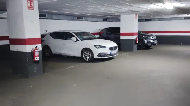 Parking 8m² en alquiler - Barcelona — 2