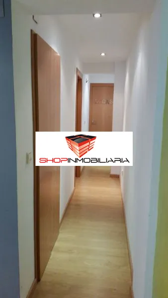 SE VENDE FANTÁSTICO PISO EN ZONA BENICALAP — 18