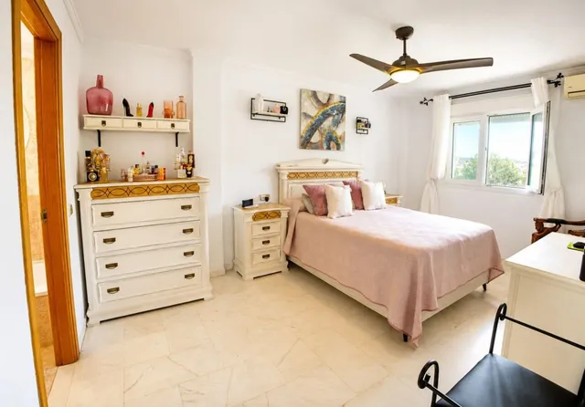 Piso en Venta en Estepona Málaga — 4