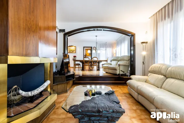 CASA A 4 VENTS A L'AIRESOL D — 15