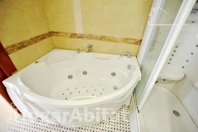 ¡GRAN OPORTUNIDAD! AMPLIO, BONITO Y EXTERIOR CON TERRAZA EN EL CENTRO — 38