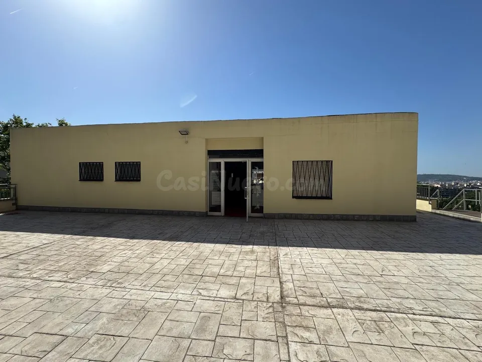 Local comercial - can baró