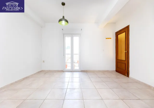 ☀️ Luz, balcón y ubicación: una oportunidad única en Acera de San Ildefonso — 13