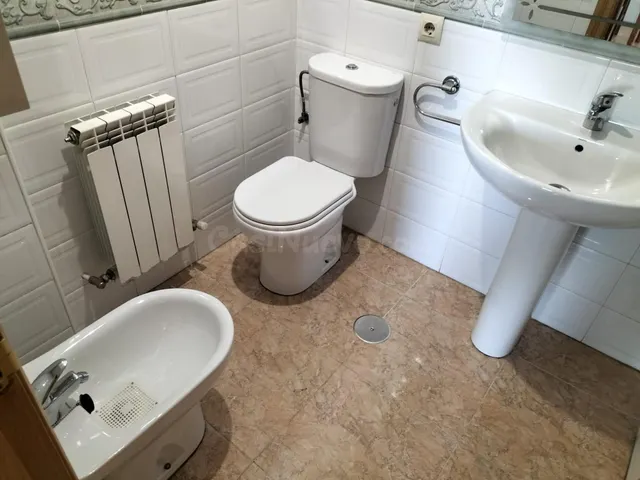MONCASA VENDE PISO DE VPO — 3