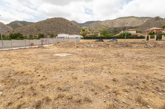 PARCELA EN VENTA  EN URBANIZACIÓN  MONTEPINAR (ORIHUELA) — 9