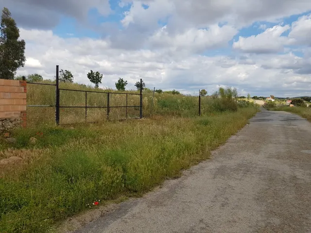 PARCELA RÚSTICA DE 2357 M2 A LA VENTA — 6