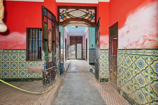 Casa de pueblo con gran potencial y amplios espacios — 20