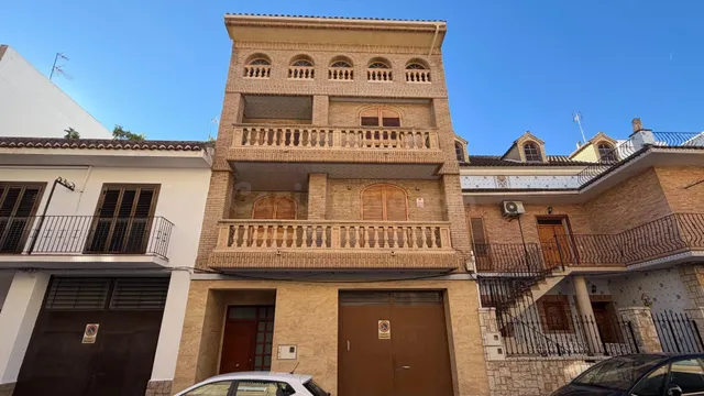 ¡Crea la Casa de tus Sueños a tu Medida en Museros!