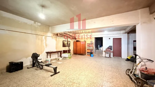LOCAL CON JARDÍN EN SEMISÓTANO PRÓXIMO AL AUDITORIO DE OURENSE — 7