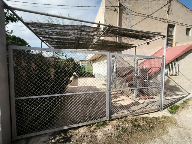 Se vende casa con terreno en zarandona — 16