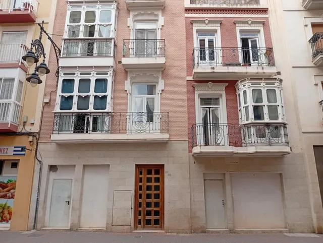 Emprender en Cartagena Centro, tu mejor opción. Local Comerc