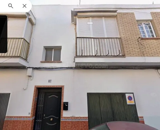 Inmueble Ocupado-Sin Posesión. Piso en venta en Su Eminencia - foto 2