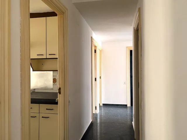 Amplia vivienda de 4 dormitorios con terraza, ascensor y vistas a la Sierra Calderona, en pleno centro de Godella — 27