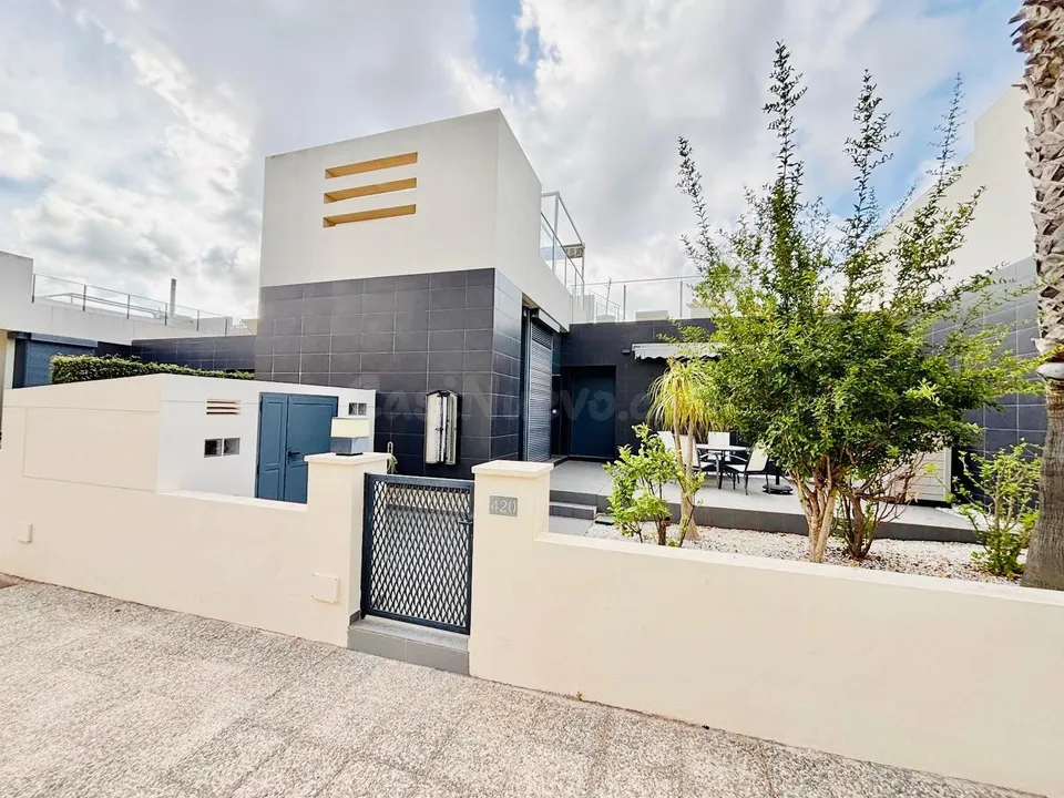 Exclusivo adosado estilo Murano en Villamartín