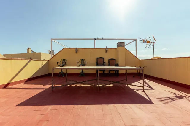 Ático con 100 m2 de espacio exterior, vistas panorámicas y garaje en el centro de Fuengirola – 375.000 € — 23