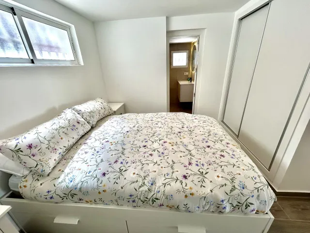 Villa 5 habitaciones 166m² en venta - Villamartin — 39