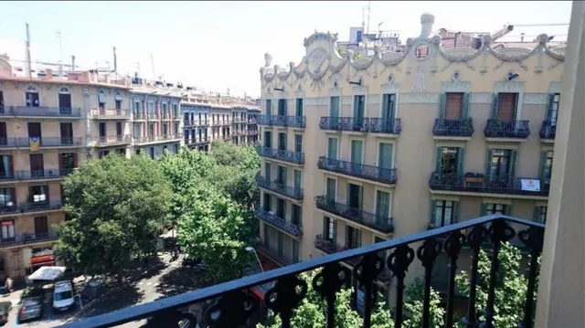PISO ESPECTACULAR EN CENTRO DE BARCELONA — 10