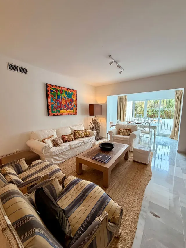 Planta baja 3 habitaciones 139m² en alquiler - Marbella - foto 2