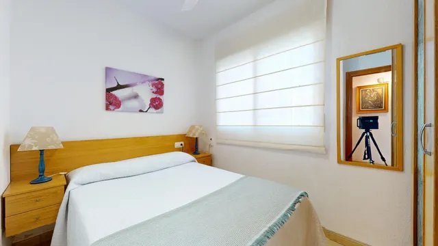CHALET CON AMPLIA PARCELA JUNTO A LA PLAYA DE LAS HIGUERICAS – TORRE DE LA HORADADA — 13