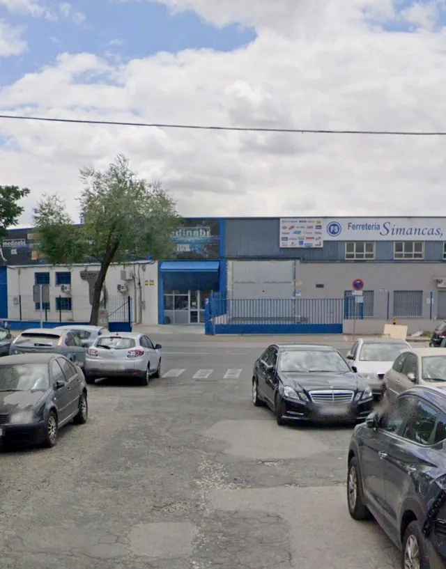 Nave industrial 357m² en venta - La Salle-Avd Manuel del Val