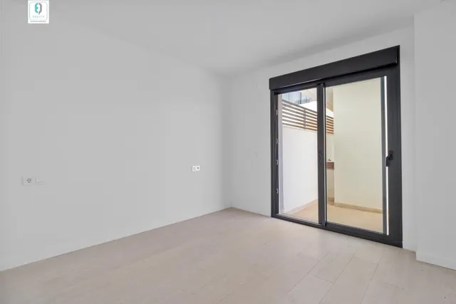 Exclusiva vivienda de lujo en planta baja con grandes terrazas, vistas a Granada — 16