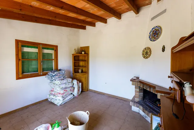 SE VENDE FANTASTICA FINCA RÚSTICA CON 35.000M2 DE TERRENO EN CALVIÀ — 24