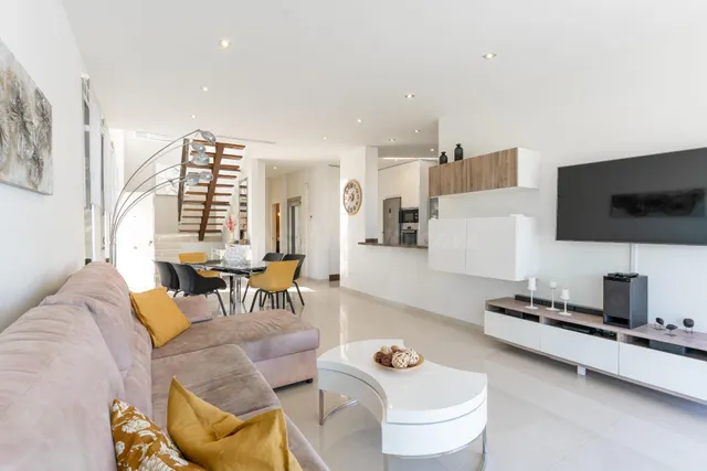 Villa de 4 habitaciones en Lomas de Cabo Roig - foto 5