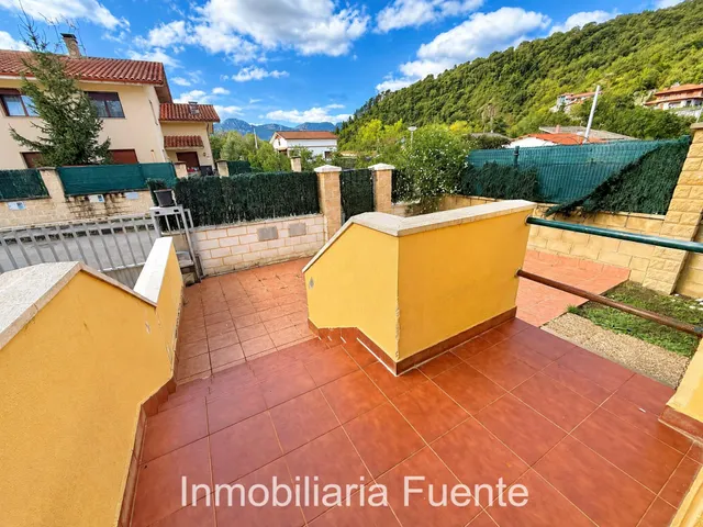 Adosado con jardin y terraza en Valle de Mena, Entrambasaguas — 7
