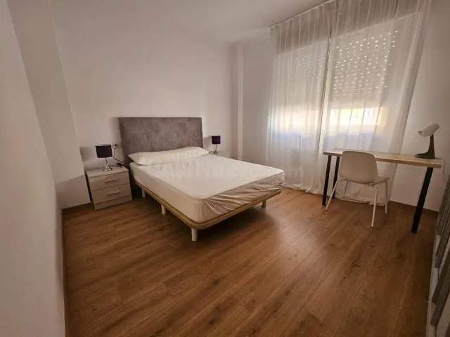 CAMPAÑA ESTUDIANTES 2026/2027. ¡¡¡CUATRO habitaciones DISPON - foto 4