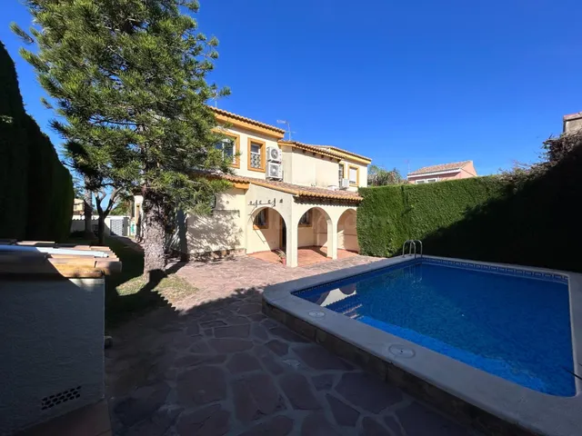 Chalet pareado con piscina (Urb Monte Colorado - La Pobla de - foto 2