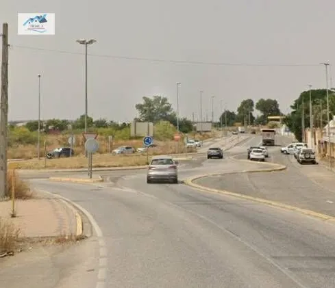 Venta Nave Industrial en Alcalá de Guadaira - Sevilla
