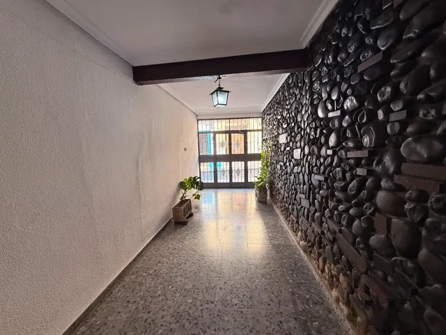 APARTAMENTO CON LICENCIA TURÍSTICA EN CALLE ALFAROS – PLENO CENTRO DE CÓRDOBA — 22