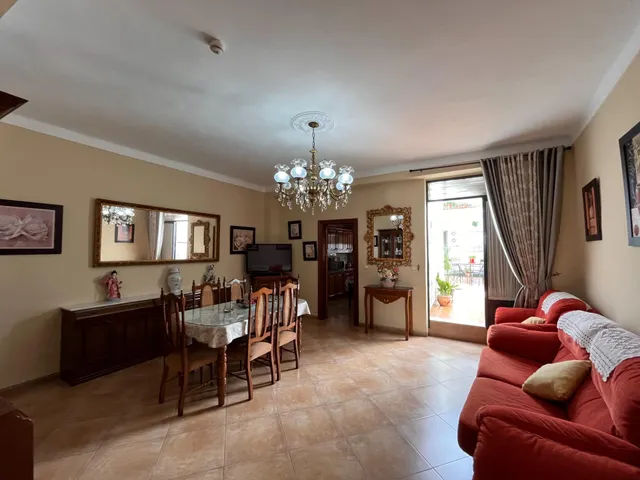 Venta de casa en Antequera en zona centro. — 9
