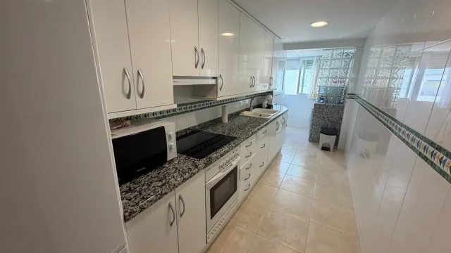 Atractivo Apartamento en Playa de Gandia — 23