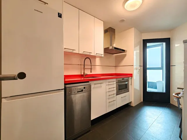 Vivienda exterior de un dormitorio, lista para entrar a vivir y ubicada en la zona más demandada de Villa del Prado. — 7