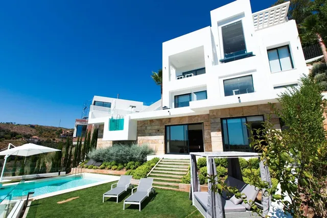 Chalet 6 habitaciones 532m² en venta - Marbella