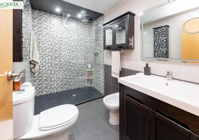 PISO ÁTICO DUPLEX EL CHAPARRAL (ALBOLOTE) — 20