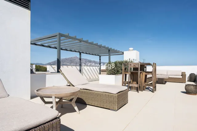 Chalet 5 habitaciones 250m² en venta - Marbella — 4