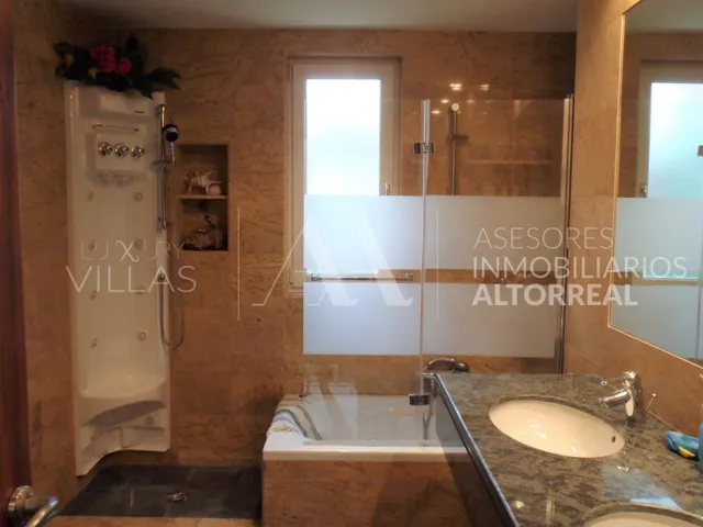 VILLA DE LUJO EN ALTORREAL — 26