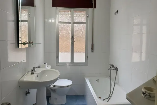Casa con terreno urbano en Santillana del Mar — 17