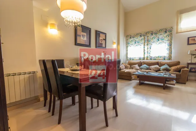 Exclusivo Ático Dúplex en la Barriada de Llera - H. Rosales - foto 4