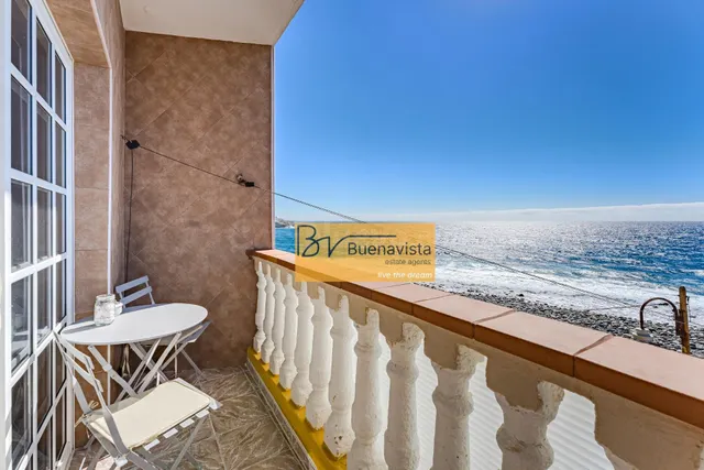 2º Floor Beachfront Apartment: A Unique Opportunity