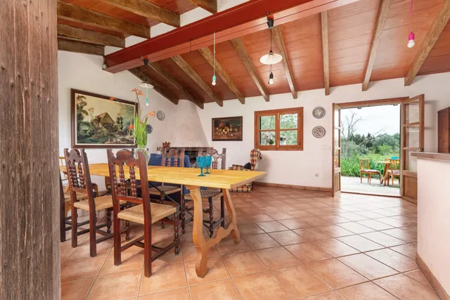 Finca rústica con encanto en Llucmajor – naturaleza, privaci